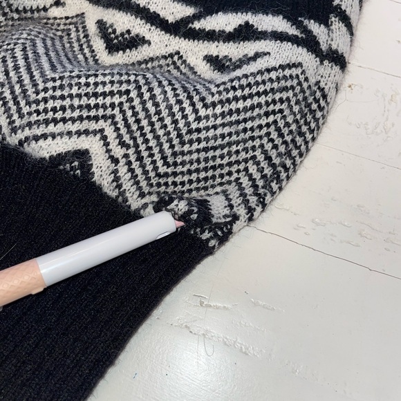 BOGO FREE Lularoe Peyton Cardigan - Picture 7 of 7